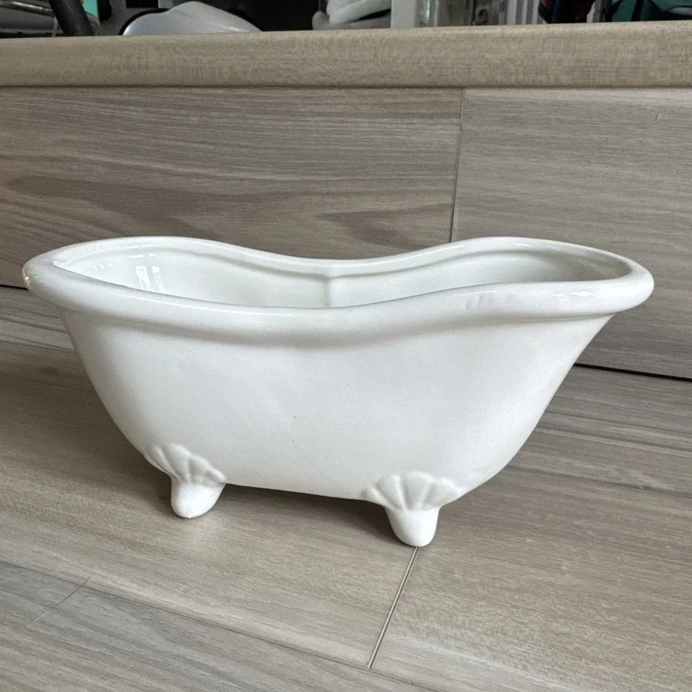 BJ's Ceramic White Clawfoot Bathtub Mini Bathtub